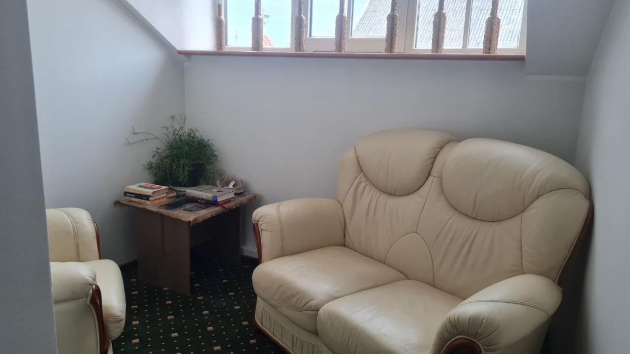 Hotel Tukums Extérieur photo