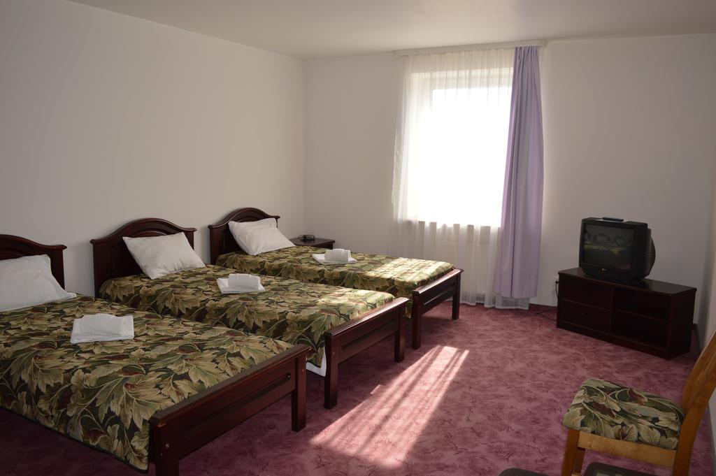 Hotel Tukums Extérieur photo